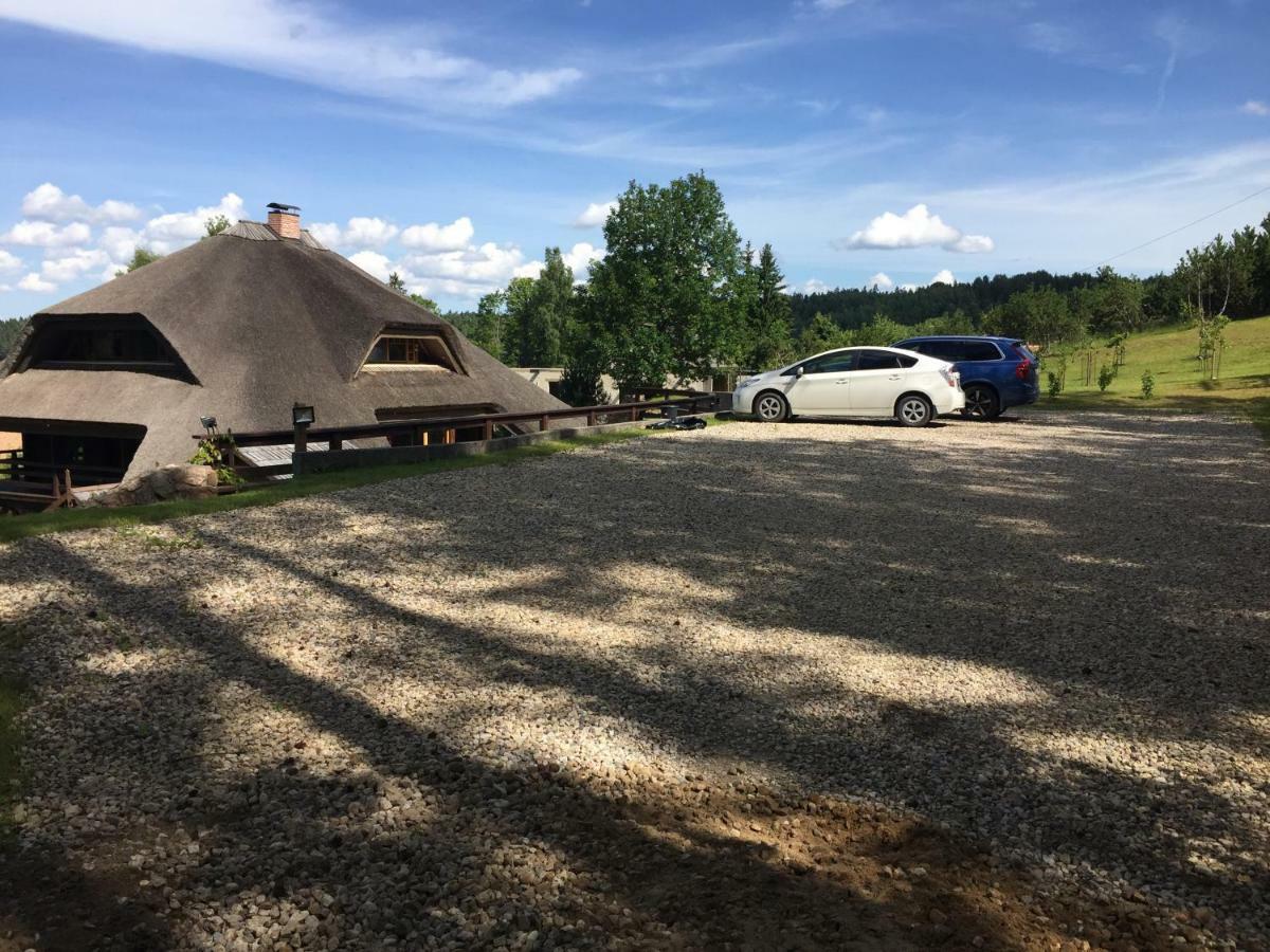 Affittacamere Dzeni Amatciems Esterno foto